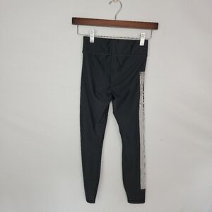 Women's XS Under Armour Leggings